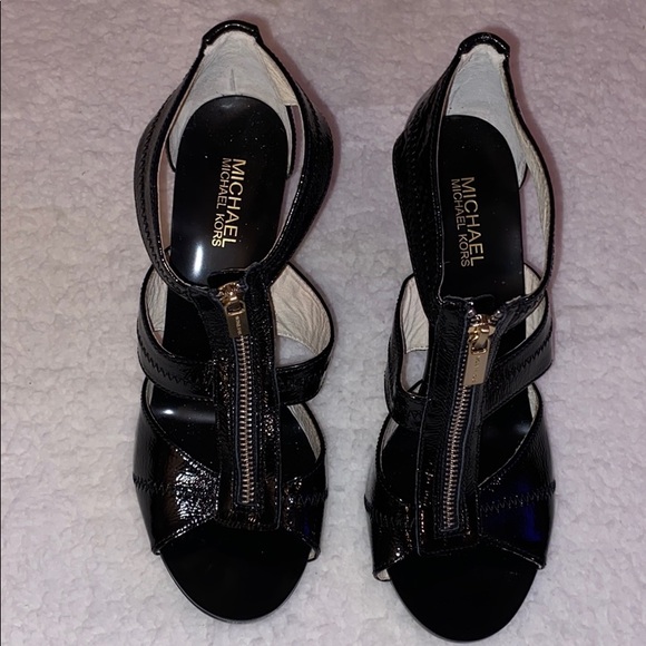 SOLD‼️ - Picture 2 of 7